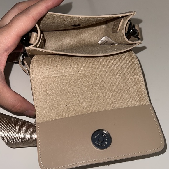 Claudia Canova - Picture 5 of 5